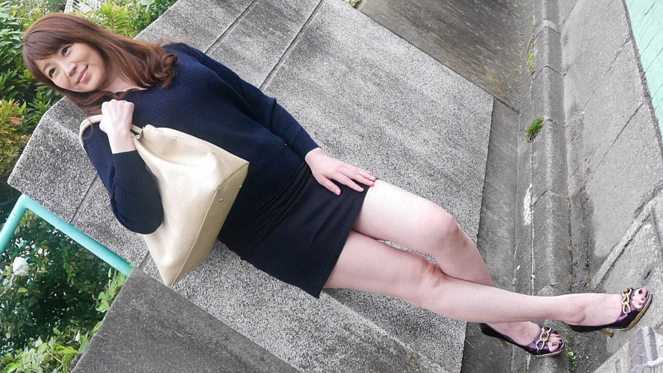 Pacopacomama 060525_100 ミニスカ美脚美熟女をナンパ中出し２連発！